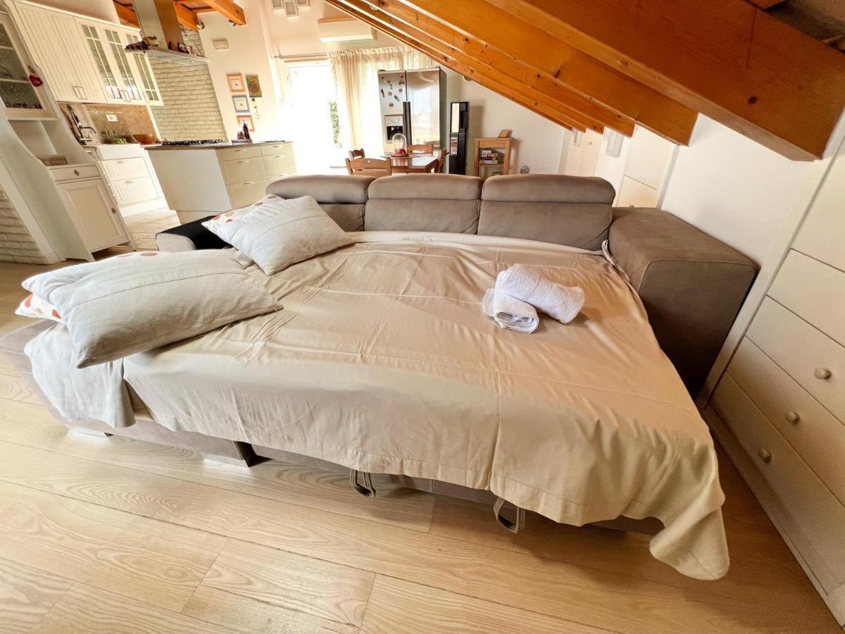Erman House Mansarda Sulla Riviera Del Brenta Venezia Apartman Dolo Kültér fotó